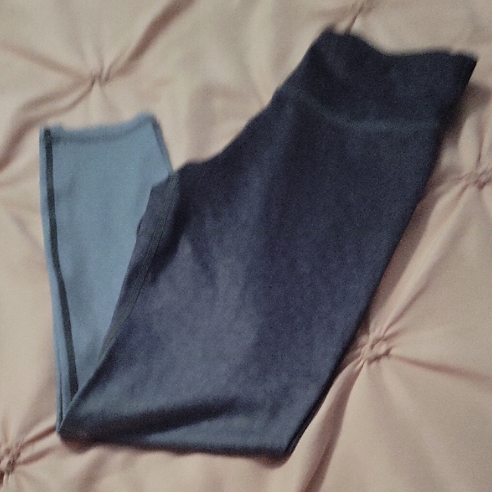 Stylish Zyia Ombre Leggings